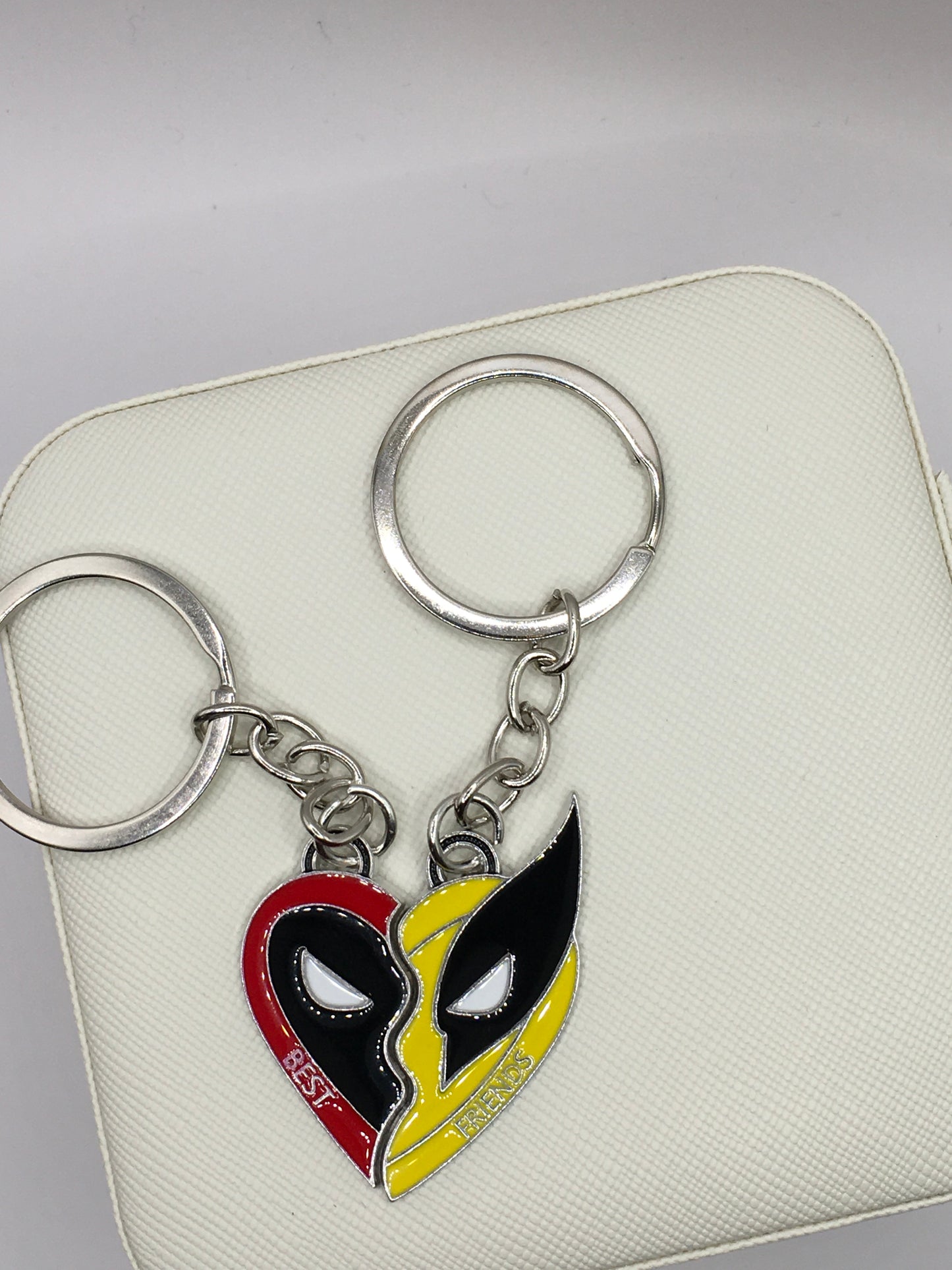 Best friends d and w inspired keychain set